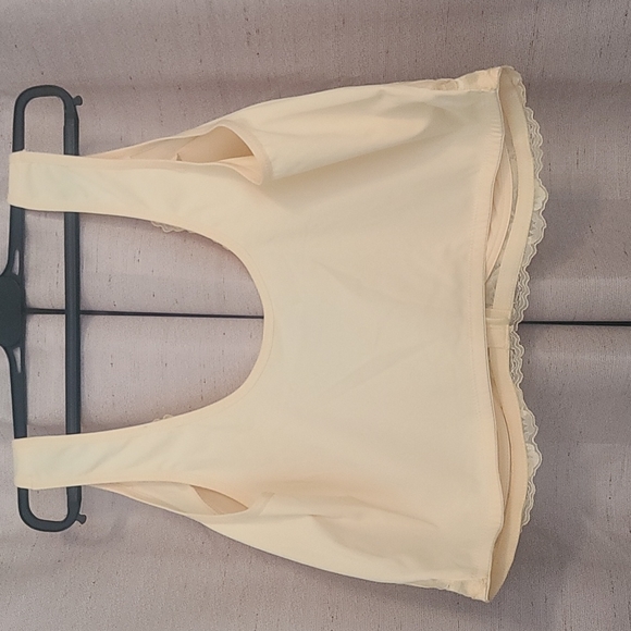 Plus Size WireFree Bra - Picture 2 of 3